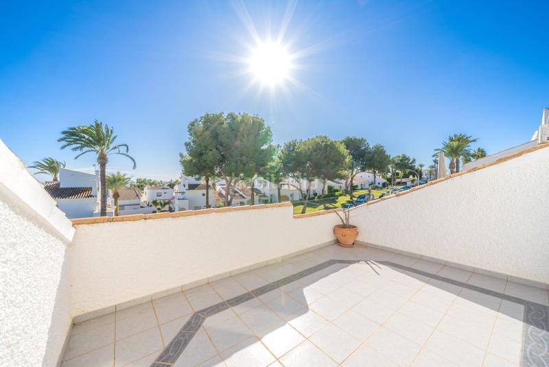 Foto 5b0239cc-3794-49a8-be8c-7916a62f89cb. House in Villamartín-Las Filipinas Orihuela