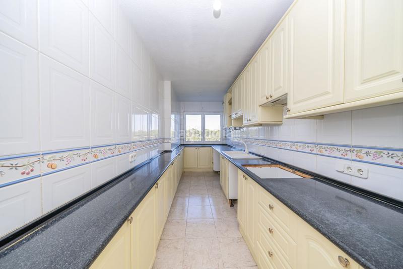 Foto aa79f6d2-59d4-46cc-b88c-f760561faaee. House in Villamartín-Las Filipinas Orihuela