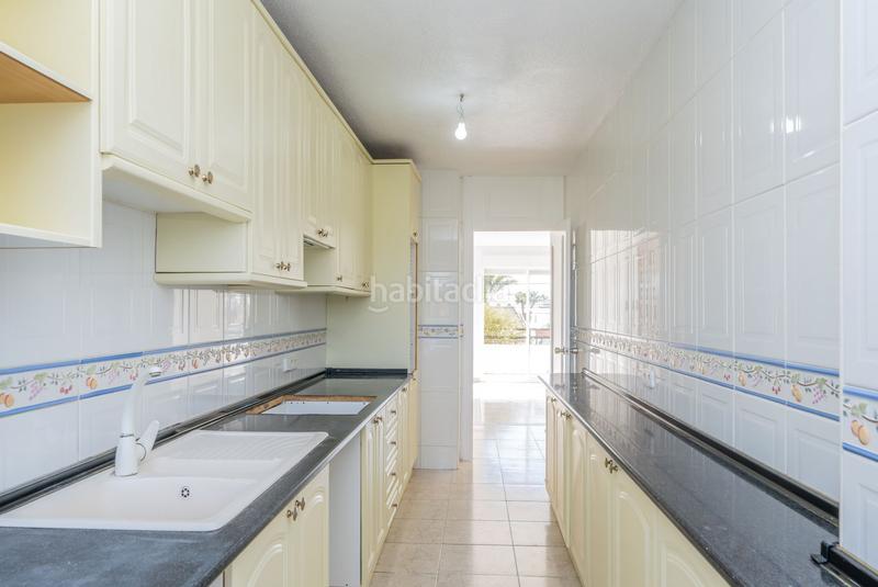 Foto e858b4f8-024b-4a86-b303-4bd24cb6aeb8. House in Villamartín-Las Filipinas Orihuela