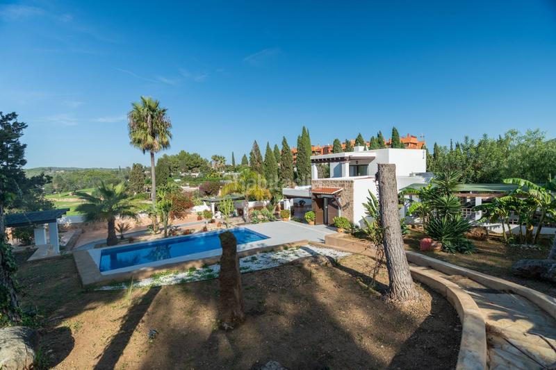 Foto ff463d9a-441a-40ee-b10c-0b2cd11327f9. Xalet amb calefacció piscina a Roca Llisa Santa Eulària