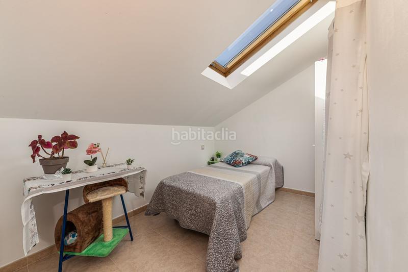 Foto 0f8012c6-edcc-46e3-9684-4bee190b8108. Attique avec chauffage dans Santos de la Humosa (Los)