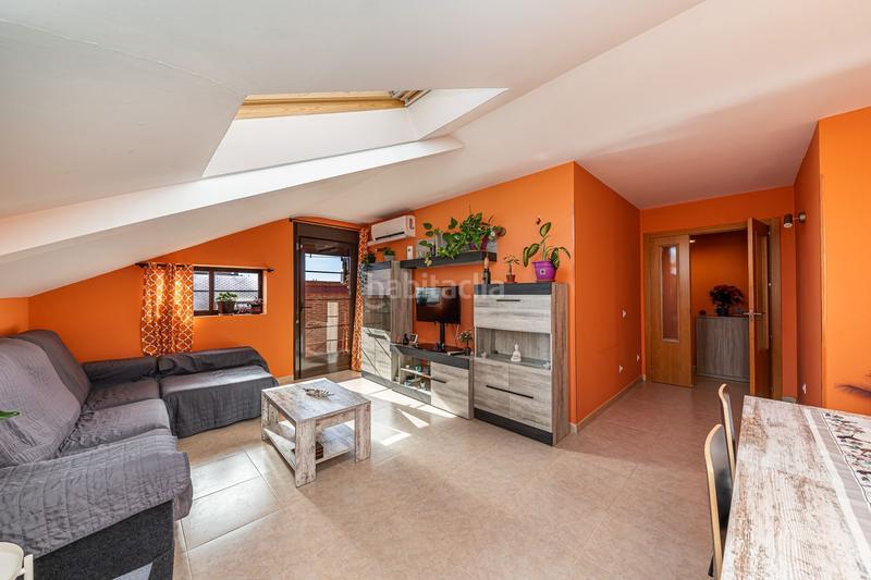 Foto f9cc53e9-5e50-4147-9110-c7c49a782f0b. Attique avec chauffage dans Santos de la Humosa (Los)