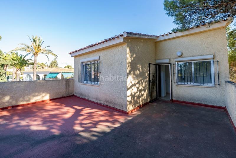 Foto 2f45f7b7-e8cd-470f-9a2b-113cdd1d9ab3. Maison avec piscine dans Foietes Benidorm