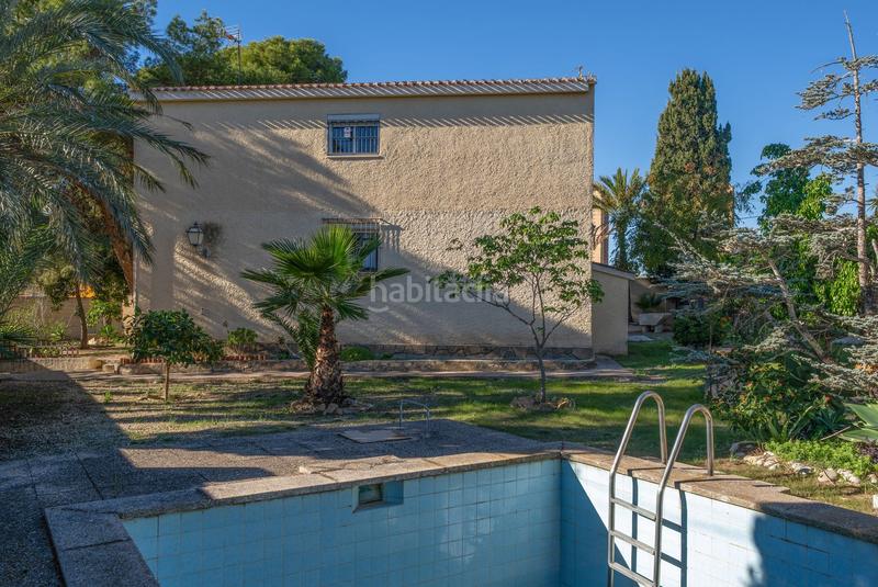Foto 5e6a0e42-1820-43cc-a3d3-8b10dead410a. Maison avec piscine dans Foietes Benidorm