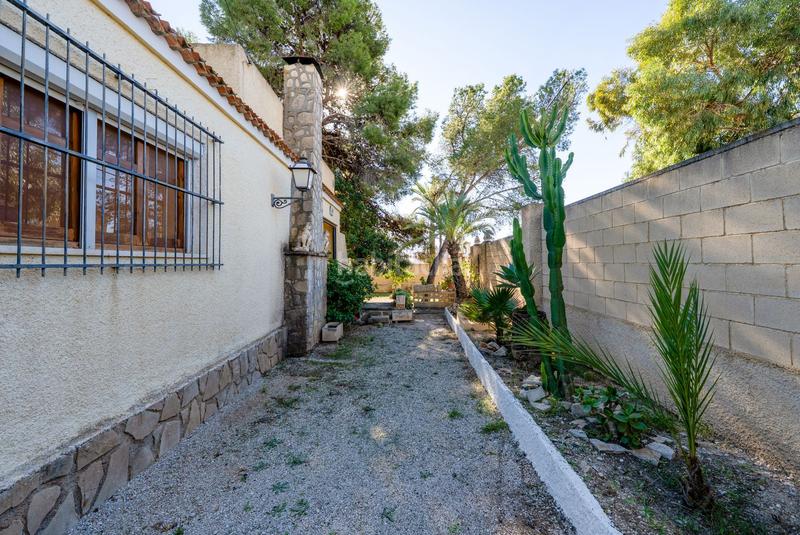 Foto 676966ef-8e4b-4a5c-840c-36df02bbaa34. Maison avec piscine dans Foietes Benidorm