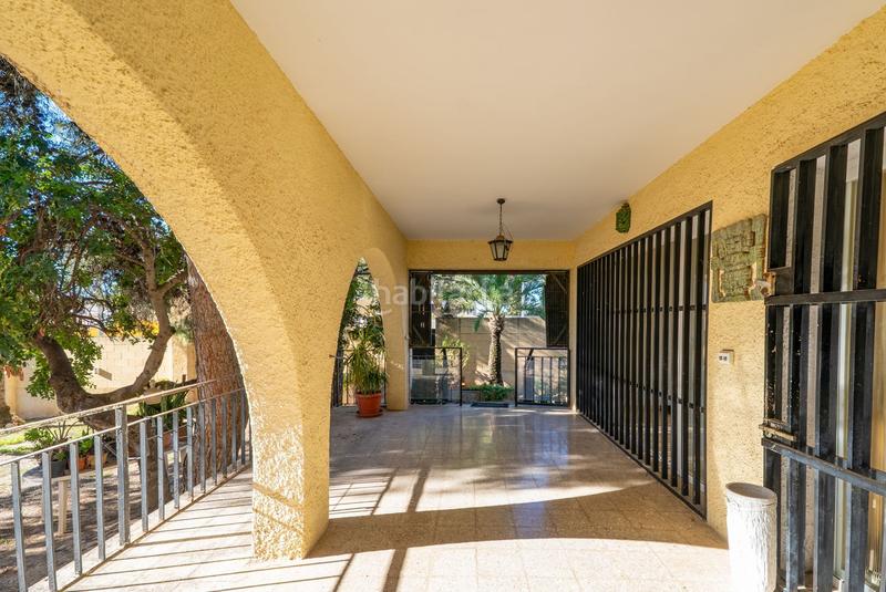 Foto 84d853f6-002c-49ac-b3ca-6b262d8aa5a4. Maison avec piscine dans Foietes Benidorm