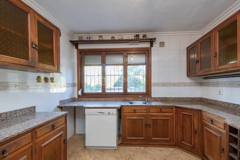 Foto c2ed3a59-4543-4759-a663-82b8f5b408fd. Maison avec piscine dans Foietes Benidorm