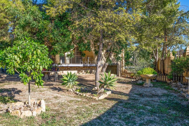 Foto eea1bb1c-7192-46aa-bf89-d099264e0445. Maison avec piscine dans Foietes Benidorm