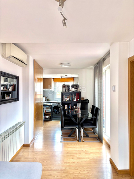 Foto aa4ccaf1-1282-490e-9c52-6b3a5eb4c176. Attique avec chauffage dans San Isidro Madrid