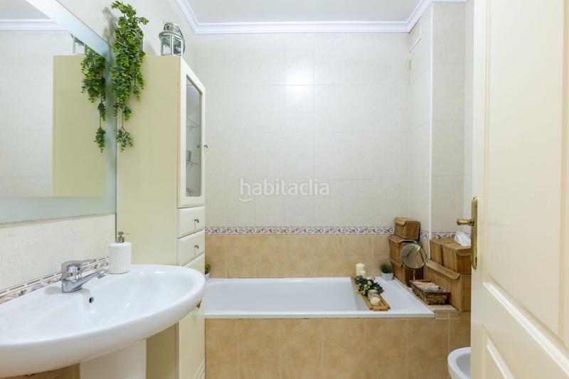 Foto e8e71714-57b3-49a6-9013-cfce71c37b06. Maison jumelée avec piscine dans La Pedrera-Vessanes Dénia