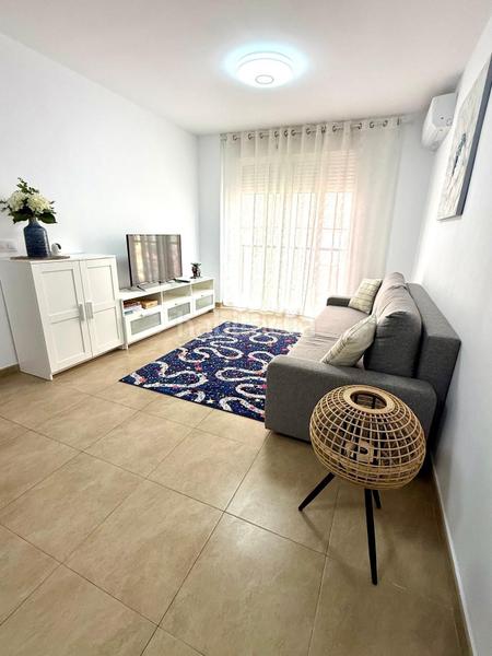 Foto 0db69736-1c4f-4437-a384-b197dd7b9879. Flat in Zona Calle Valencia Torrent