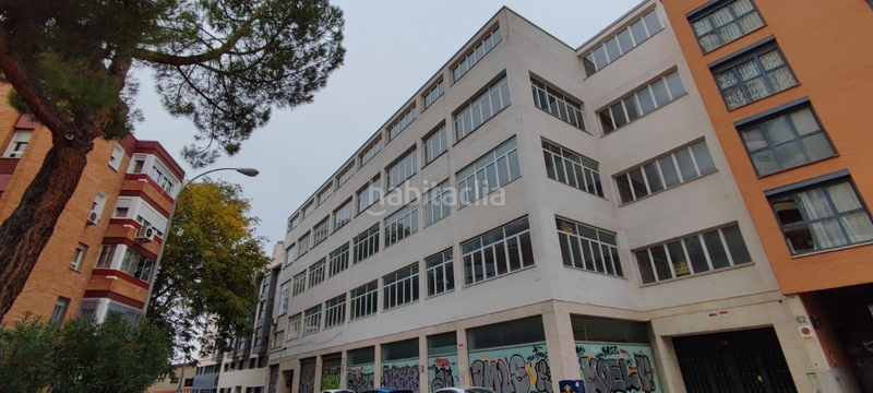 Foto a60dd835-5680-4f6c-869f-c76bef5e1ed7. Rent building in Canillas Madrid