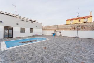 Maison à Rejas. Casa independiente en venta  rejas