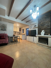 Maison à Gran Playa. Chalet adosado en venta  santa pola