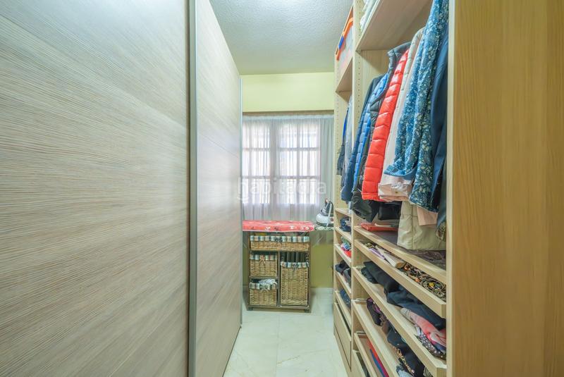 Foto 4aedeff1-6e1d-4630-838e-7cc50a2e0b34. Casa adossada amb piscina a Cabo de las Huertas Alicante