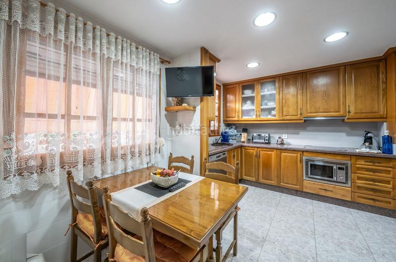 Foto 5458839c-d834-43cd-9e00-ce43a55a01d4. Casa adossada amb piscina a Cabo de las Huertas Alicante