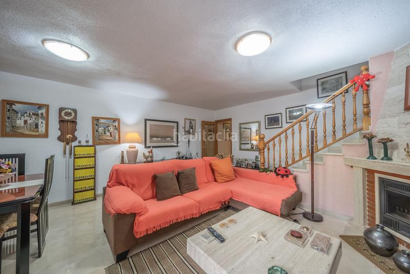 Foto e41069a6-0ed2-4fc4-91e4-9d6c8402c37c. Casa adossada amb piscina a Cabo de las Huertas Alicante