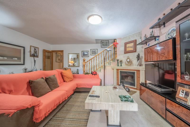 Foto ffa02dd0-d775-4dbc-97a2-46e3c01db18d. Casa adossada amb piscina a Cabo de las Huertas Alicante