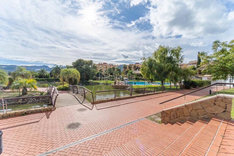 Foto bee267ba-cb7e-40ca-be56-ed04d1f00dd3. Pis amb calefacció piscina a Alquería-Torrealquería Alhaurín de la Torre