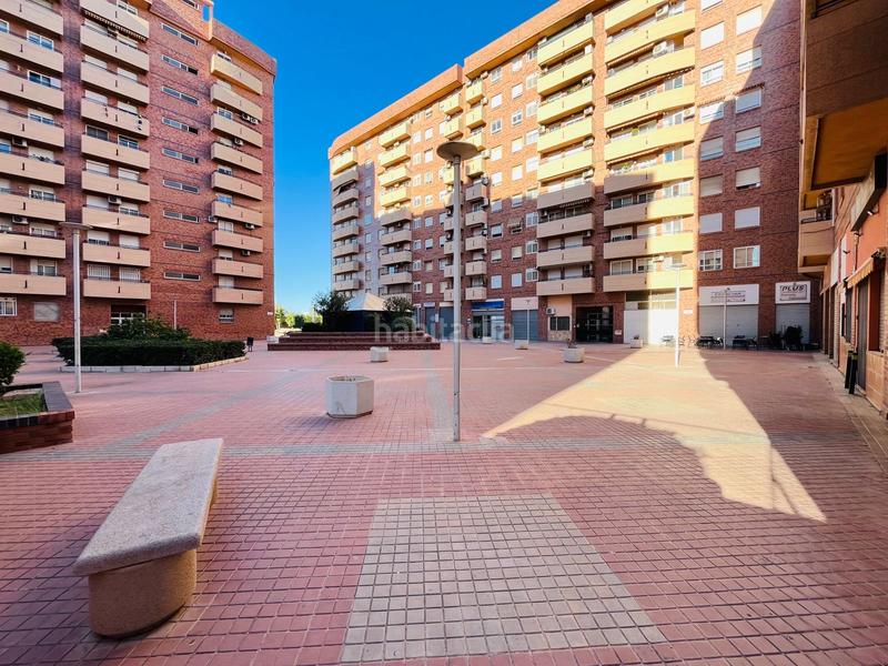 Foto f142b5c1-3688-4a64-8021-052b5d8b6b5f. Local commercial dans Cardenal Benlloch Mislata