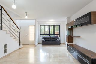 Lloguer Casa adossada a Pau Lledó. Chalet adosado en alquiler en castellón de la plana, castellón