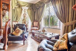 Casa a Canillejas. Chalet independiente en venta  canillejas