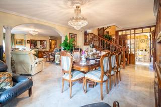 Maison à Simancas. Chalet en venta  san blascanillejas