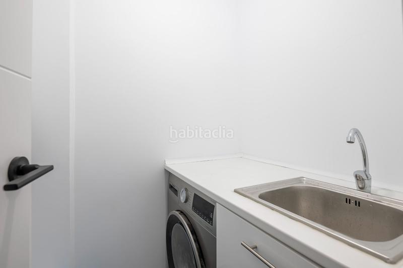 Foto 0643bb4a-74b9-4326-b781-c00352a47f20. Penthouse with heating pool in Castilla Madrid