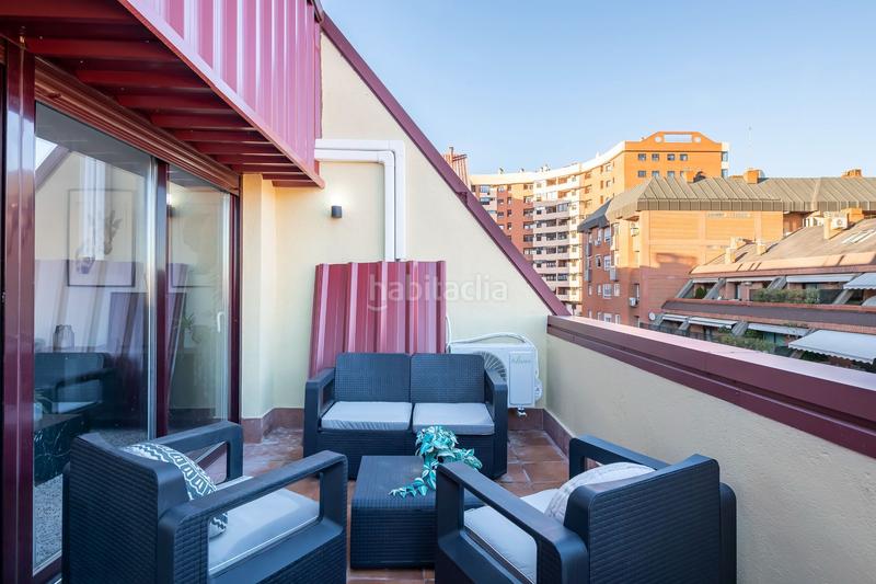Foto 5dc71615-77dc-4768-9cfb-45c960ad6ea2. Penthouse with heating pool in Castilla Madrid