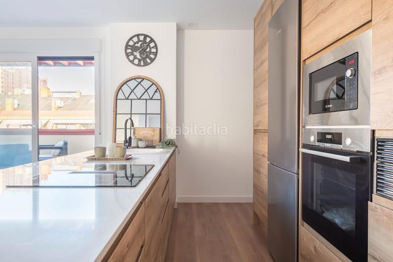 Foto ceee94a6-5997-4cc6-8090-bbb6df1b84f6. Penthouse with heating pool in Castilla Madrid