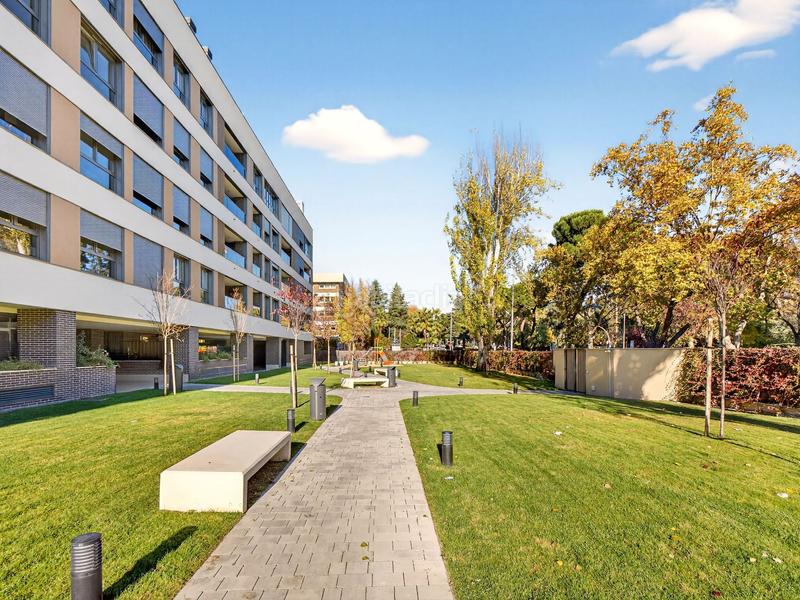 Foto 80e7d847-19e4-4b6a-b794-986b5e2837ad. Flat with heating pool in San Juan Bautista Madrid