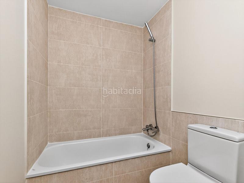 Foto c18e9bf2-78b1-4eeb-9167-4eb2e51bb9b8. Flat with heating pool in San Juan Bautista Madrid