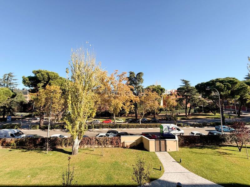 Foto d63920f5-7384-4f92-82a8-8a83478ab55f. Flat with heating pool in San Juan Bautista Madrid