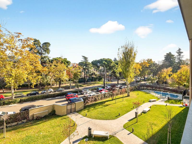 Foto f37e4e28-934e-4f5b-a852-5f2aab2acfd2. Flat with heating pool in San Juan Bautista Madrid