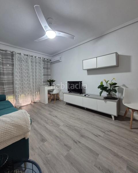 Foto 1e2a5a3f-65af-4dec-af8e-4b5e39107425. Location appartement dans Centro Santa Pola