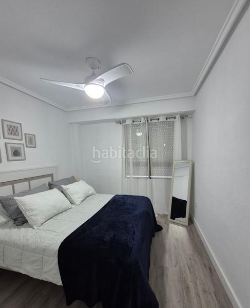 Foto d9732b7e-b8ee-4dde-bee7-fe385e78dbb0. Location appartement dans Centro Santa Pola