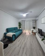 Rent Flat in Centro. Piso en alquiler  santa pola