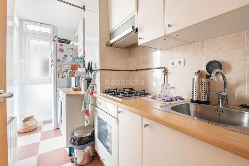 Foto 50efa6aa-a978-4f8b-8acb-570631037614. Flat with heating in Apóstol Santiago Madrid