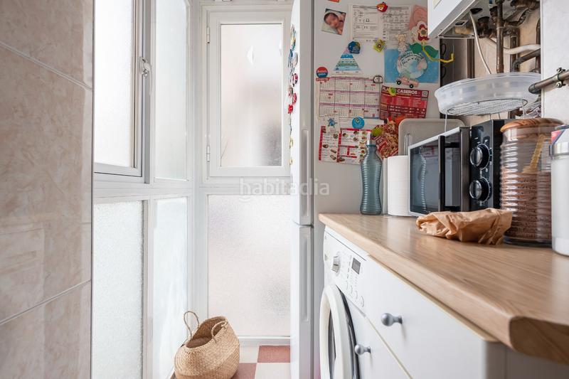 Foto ac4fa5dc-0714-4da8-812d-679a1ce6d7c1. Flat with heating in Apóstol Santiago Madrid