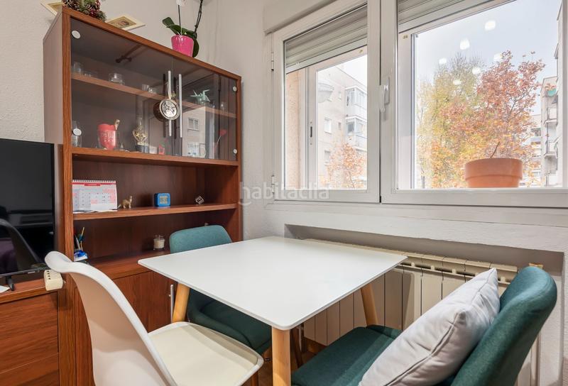 Foto eaddd280-6cb4-4ea5-847f-0c7e172e68d9. Flat with heating in Apóstol Santiago Madrid