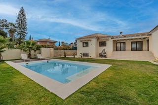 Casa en Valle del Sol. Chalet en venta mutxamel