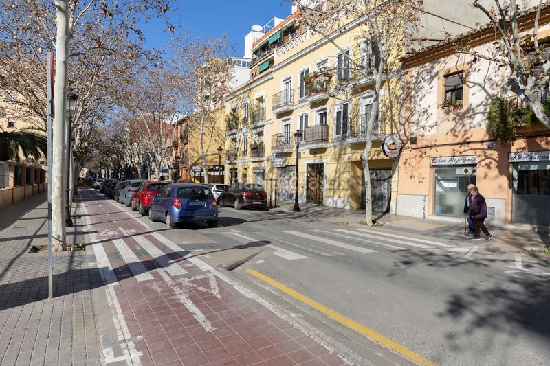 Foto 00211691-7525-442d-b37d-1e8d015c9f1a. Pis amb calefacció aparcament a Barrio de Patraix Valencia