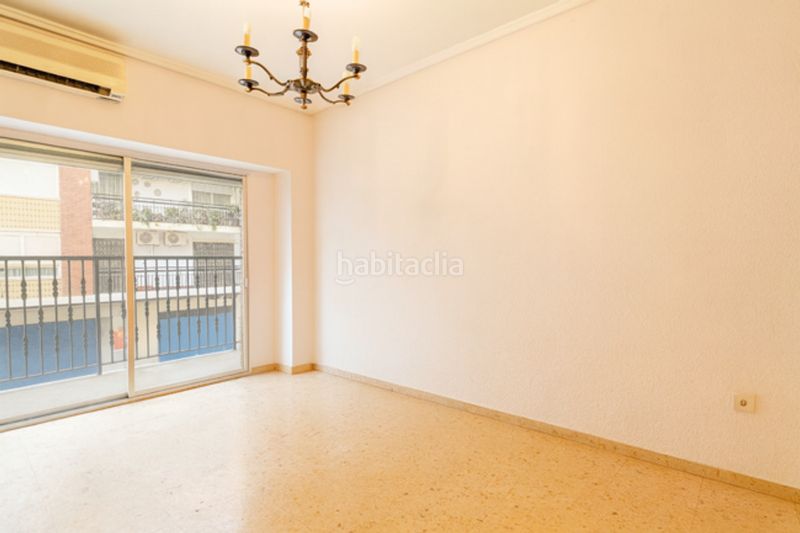 Foto 5d719290-88a0-4c77-9a29-4b2f0b5b13b6. Pis amb calefacció aparcament a Barrio de Patraix Valencia