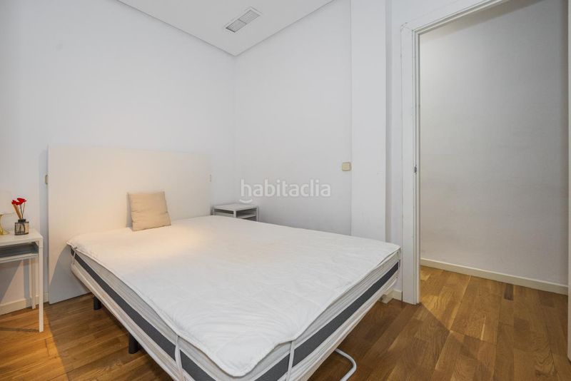 Foto d00b2a41-0de1-4957-ba2d-83766a0c895b. Pis amb calefacció a Sol Madrid