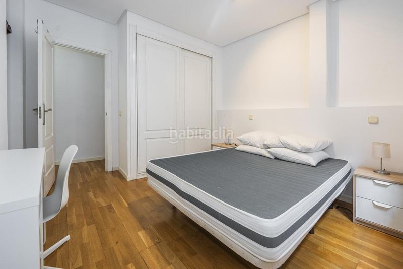 Foto ca7aa46b-6d0e-4079-af20-2ad9df9b1bbf. Piso en Sol Madrid