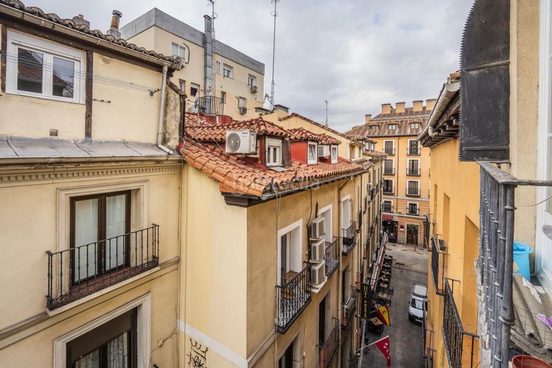 Foto f4f0ca27-8fe3-4657-a34c-27bfadba2792. Piso en Sol Madrid