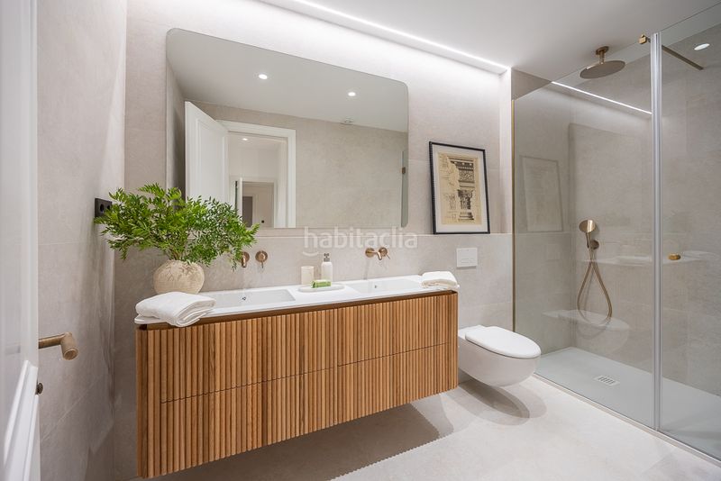 Foto 3f8f27f8-d398-4370-9172-0a427d55e277. Pis amb calefacció a Recoletos Madrid