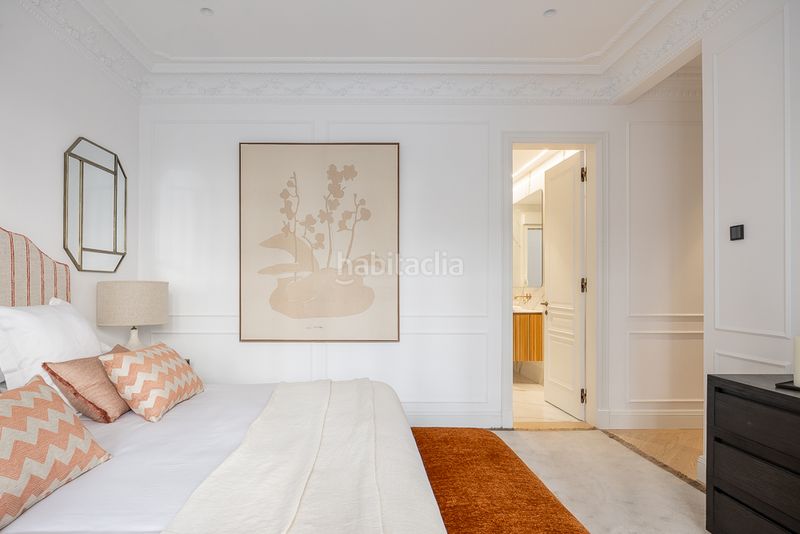 Foto a164bda4-aa22-402c-a9f2-b64b9c54bf0a. Pis amb calefacció a Recoletos Madrid