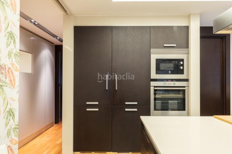 Foto 7a2e4d11-f80d-40e4-acc4-8e28f7b9496e. Pis amb calefacció aparcament a El Pla del Remei Valencia