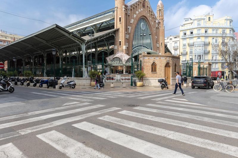 Foto e7e3368f-6543-4c9c-a3e7-bb2cc964194d. Pis amb calefacció aparcament a El Pla del Remei Valencia